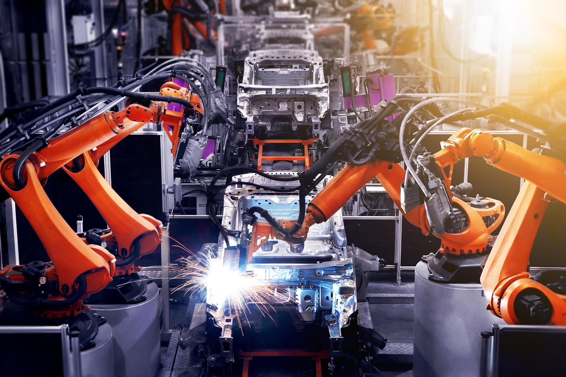 Fabrikhalle der Automobilproduktion 