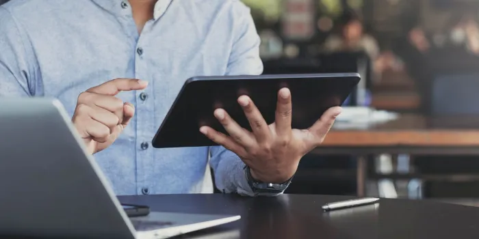 KI im Schadenprozess: Aufräumen mit Mythen – und echte Wirkung erzielen