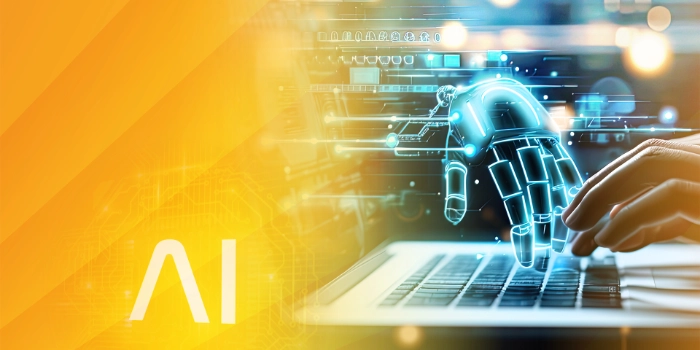 Menschliche und holographische Roboterhand tippen gemeinsam auf einer Laptop-Tastatur, mit „AI“-Schriftzug und digitalem Hintergrund.