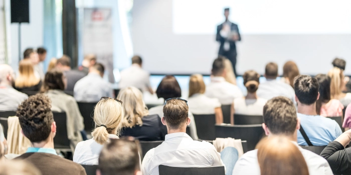 Speaker Vortrag Konferenz mit Publikum