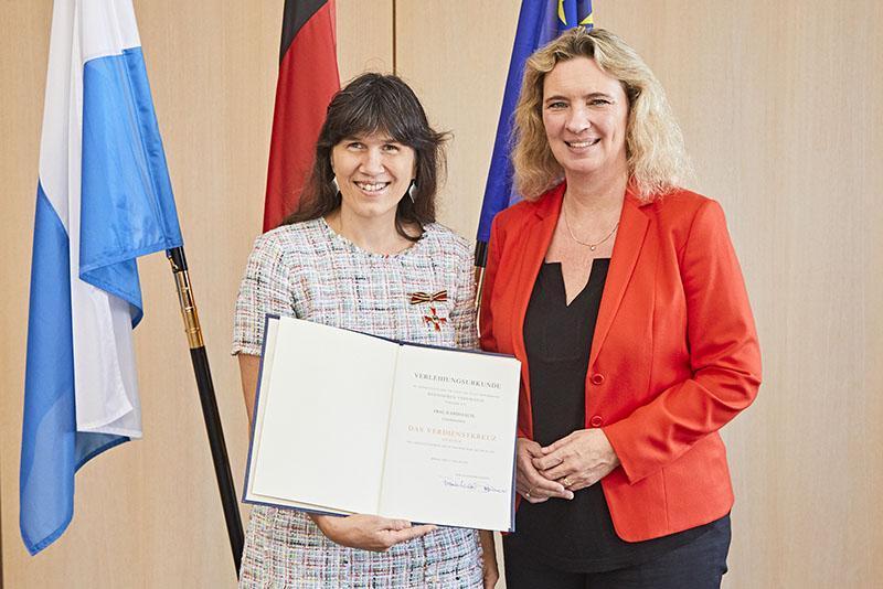 20190802 Judith Faltl Bundesverdientkreuz Fotocredit Gert Krautbauer INT 1.0